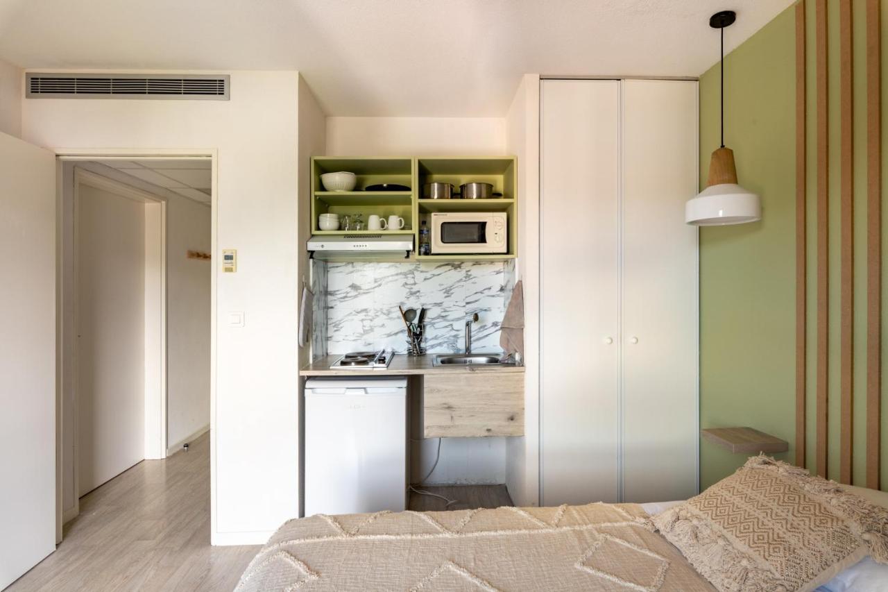 Les Cocons De Lourdes Apartment Bagian luar foto