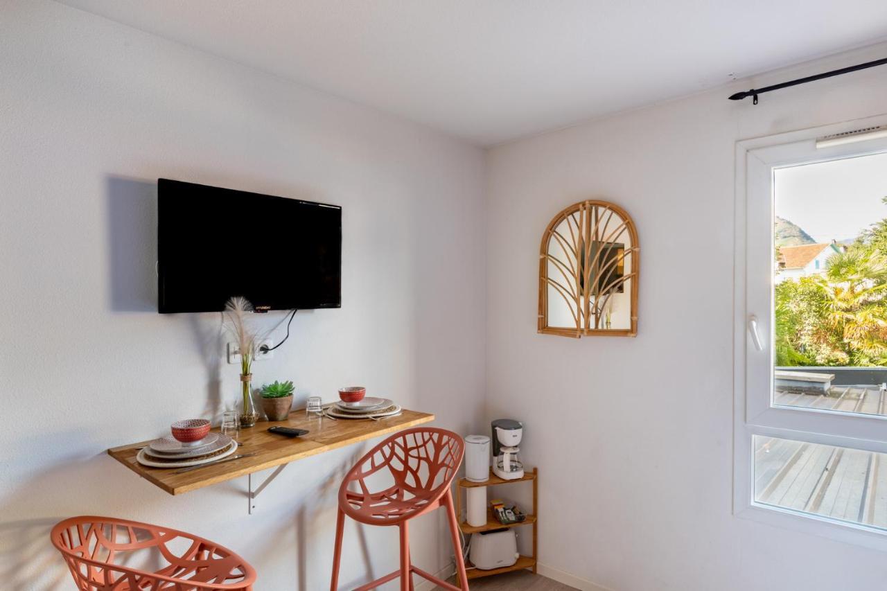 Les Cocons De Lourdes Apartment Bagian luar foto