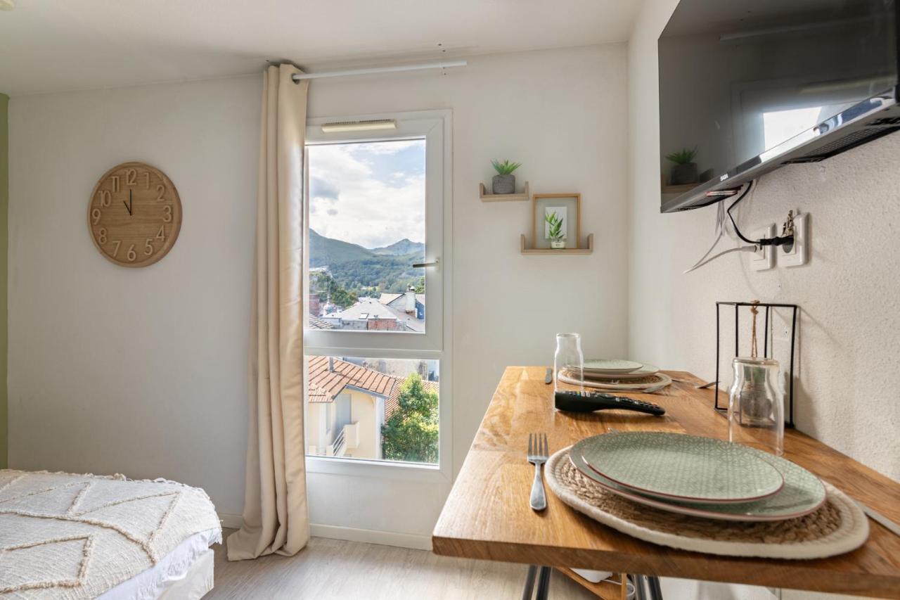 Les Cocons De Lourdes Apartment Bagian luar foto