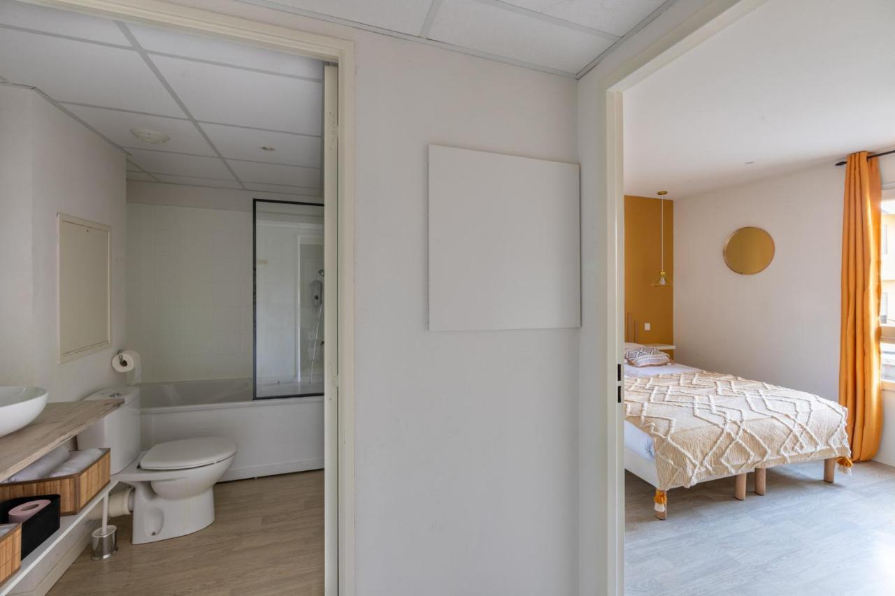 Les Cocons De Lourdes Apartment Bagian luar foto