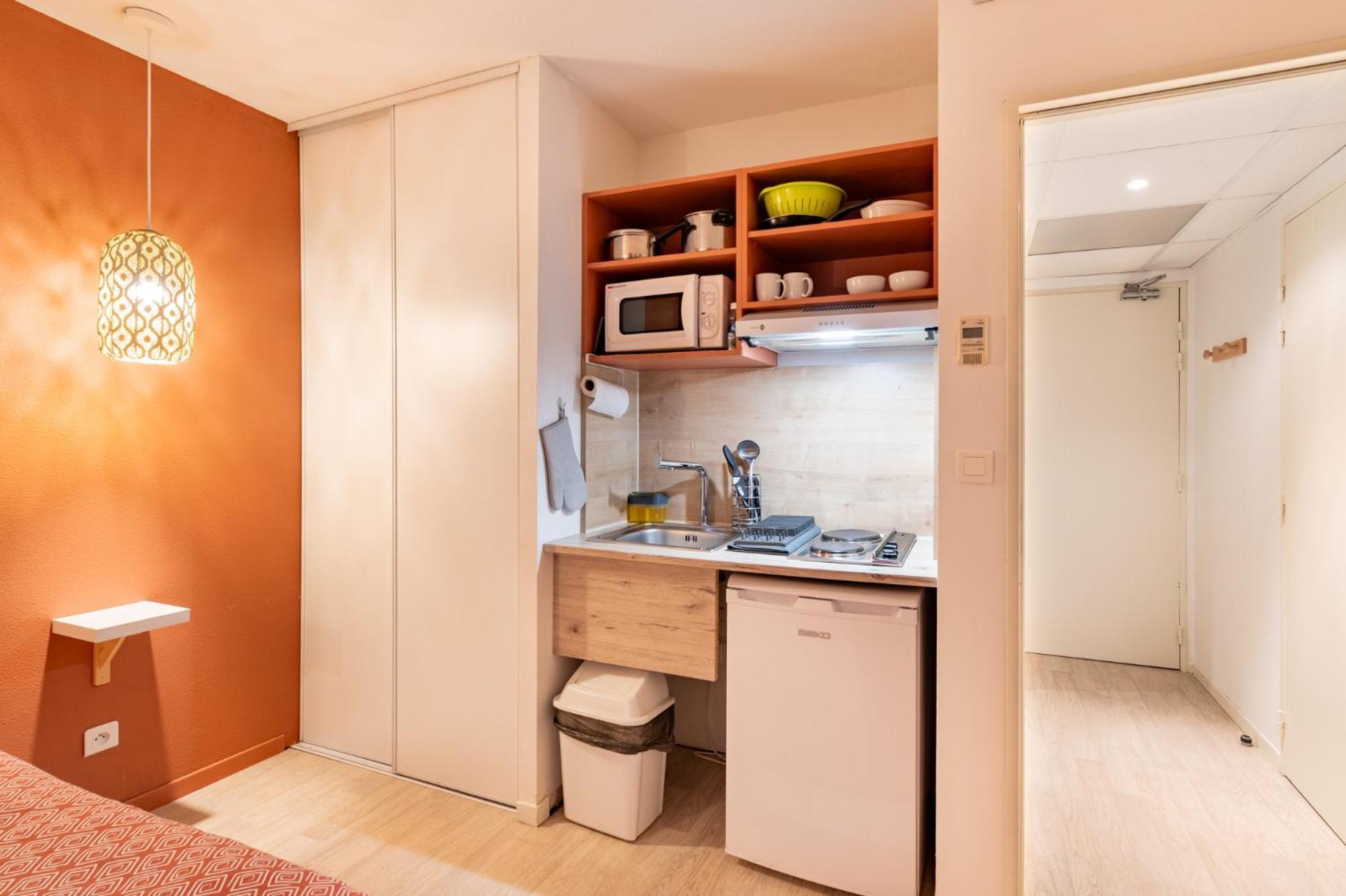 Les Cocons De Lourdes Apartment Bagian luar foto
